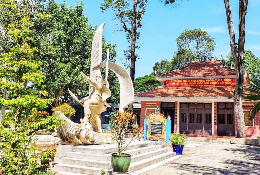 Đền thờ Võ Duy Khương và Đốc Binh Kiều